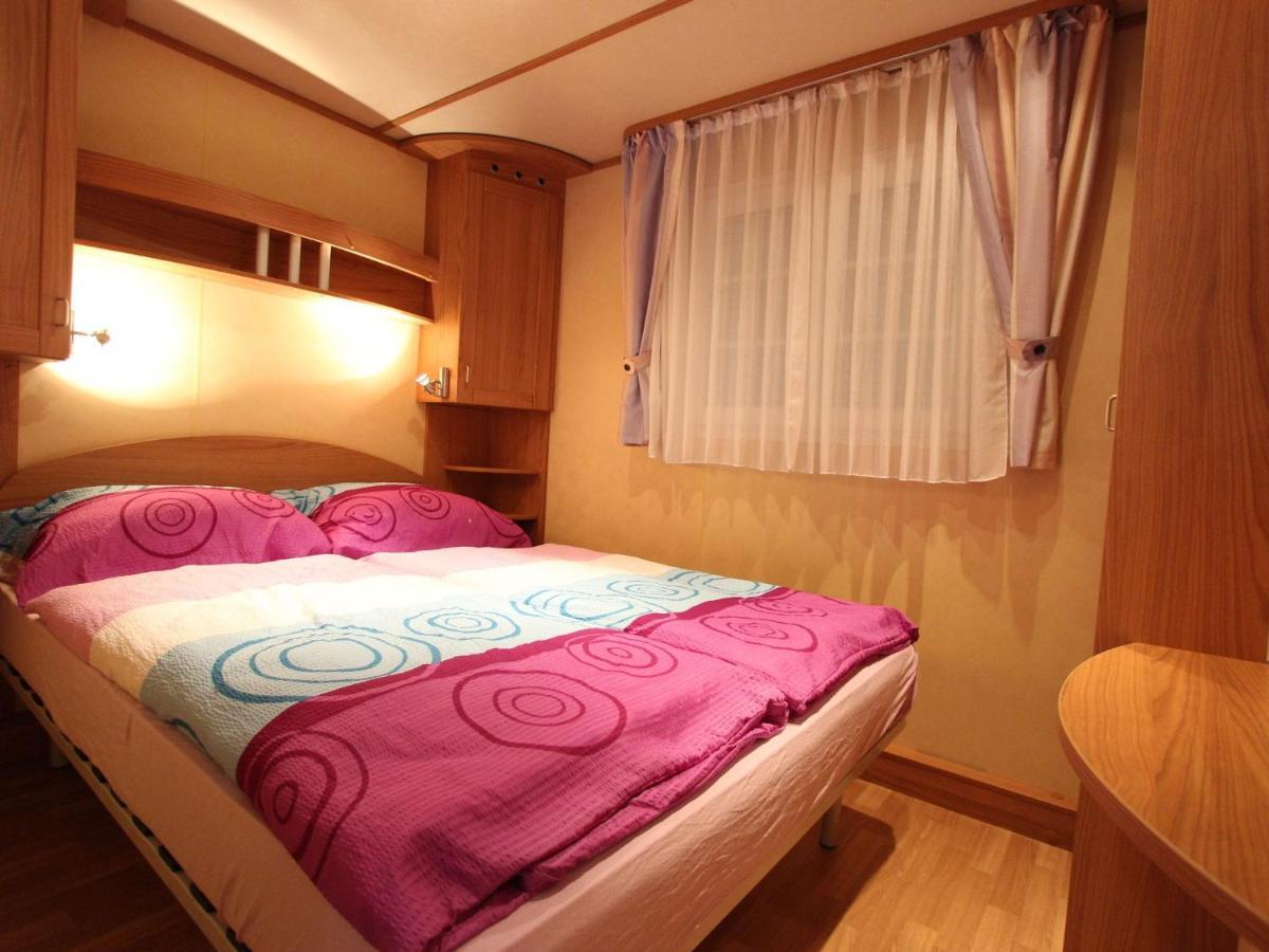 Mobile Home Near Lake Klopeiner See Sankt Kanzian am Klopeiner See Extérieur photo